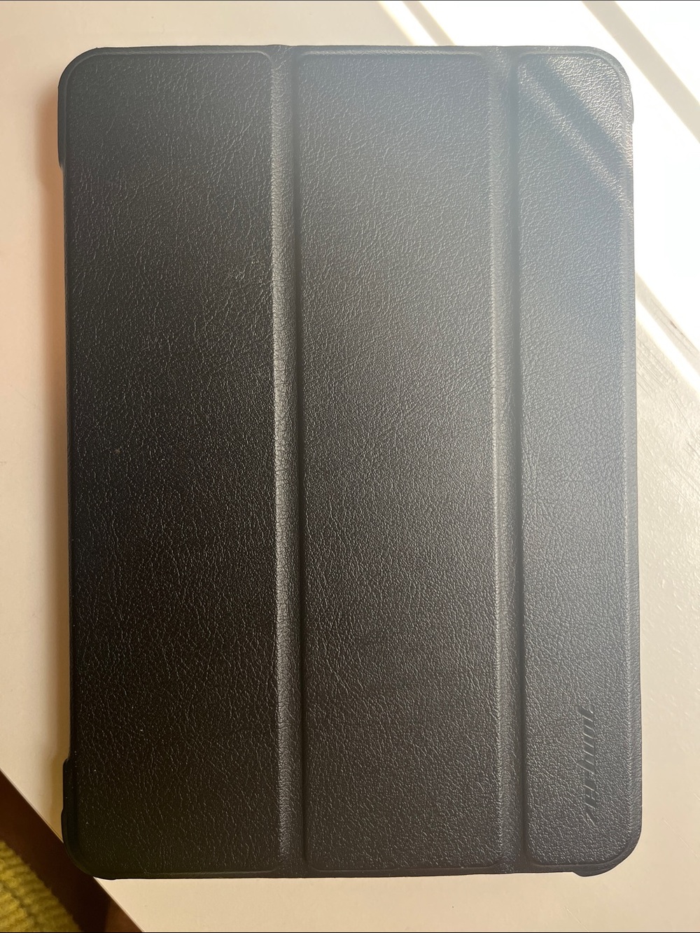 Amazon HD Fire Tablet with case - Picture 2 of 4
